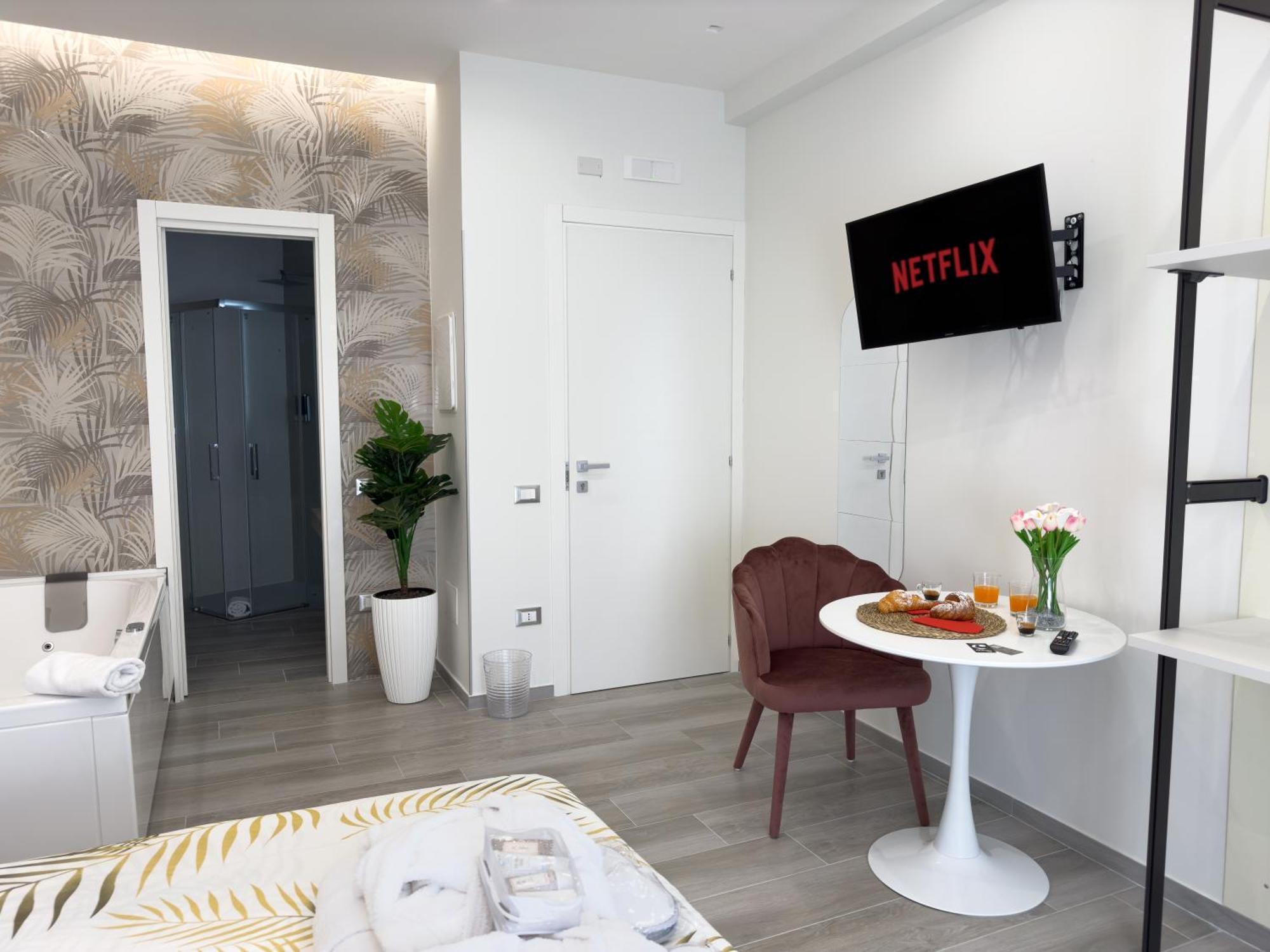 Al Civico3 Home & Suites Salerno Exterior photo